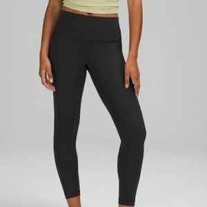 Lululemon Black WonderUnder leggings 25”